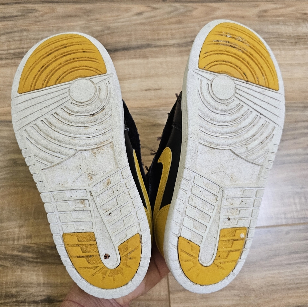 Nike, Nike Jordan And K-Swiss Sneakers Bundle 3 Pairs - Picture 12 of 17